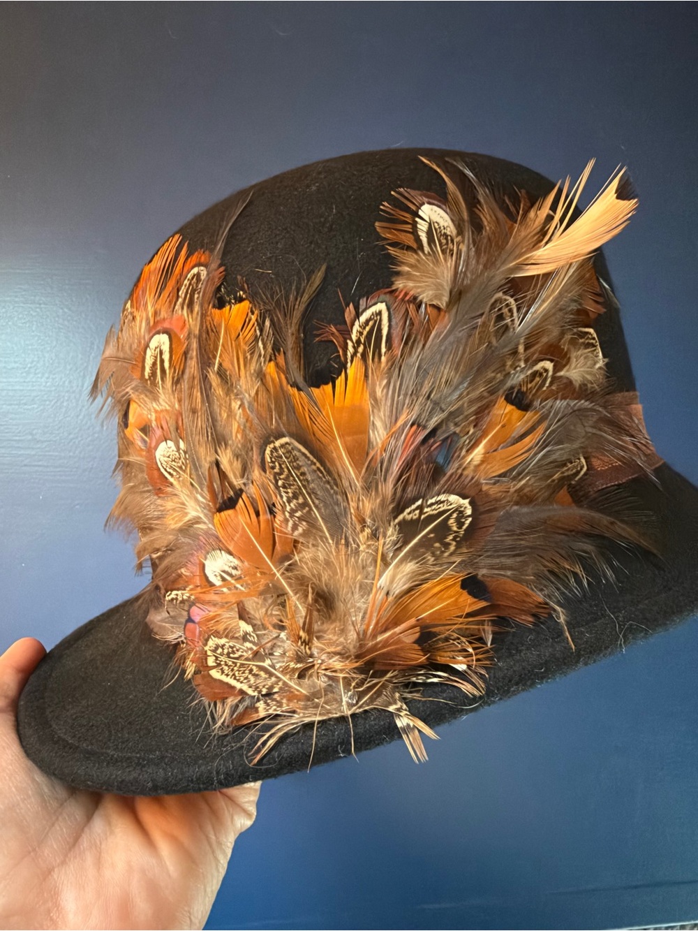 GIOVANNIO England Brown Wool Fedora with Orange & Brown Feather Trim NWT